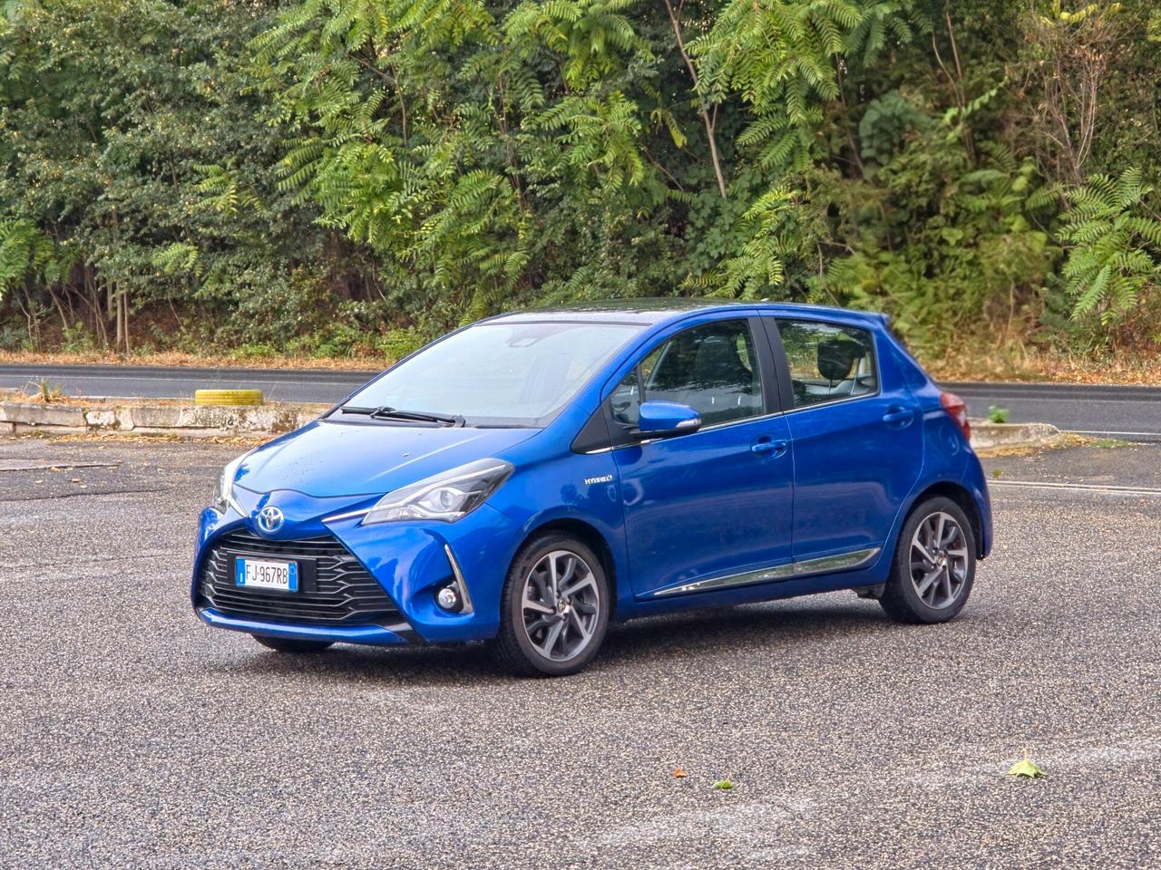 Toyota Yaris 1.5 Hybrid 5 porte Trend White Edition E6B Automatica NEO 2017