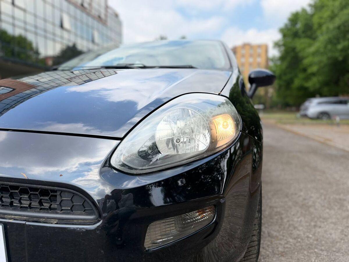 Fiat Punto 1.3 mjt 16v Young 75cv 5p