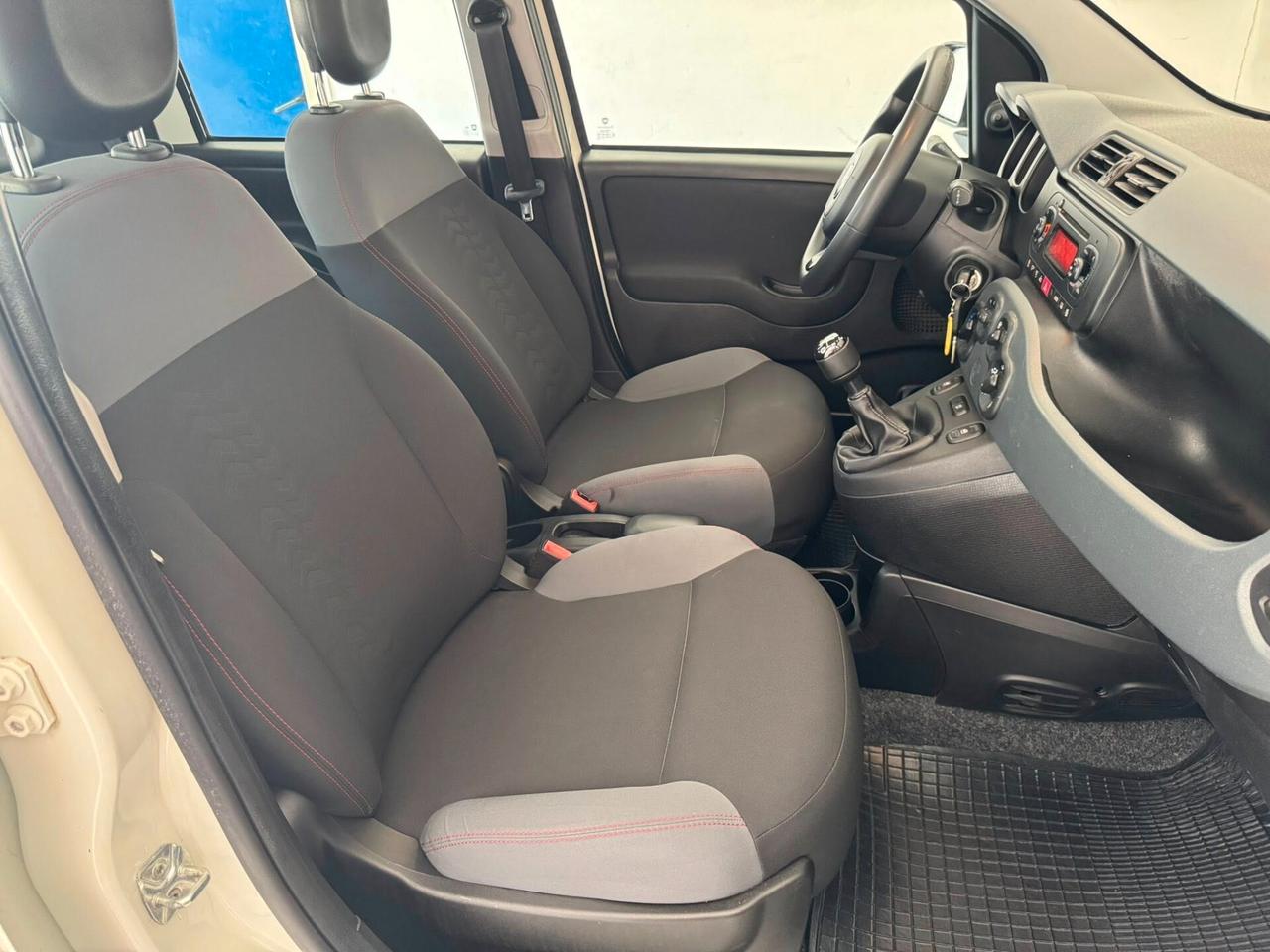 FIAT PANDA 1.3 MJ 95 CV. E6 LOUNGE 5 POSTI PERFETTA