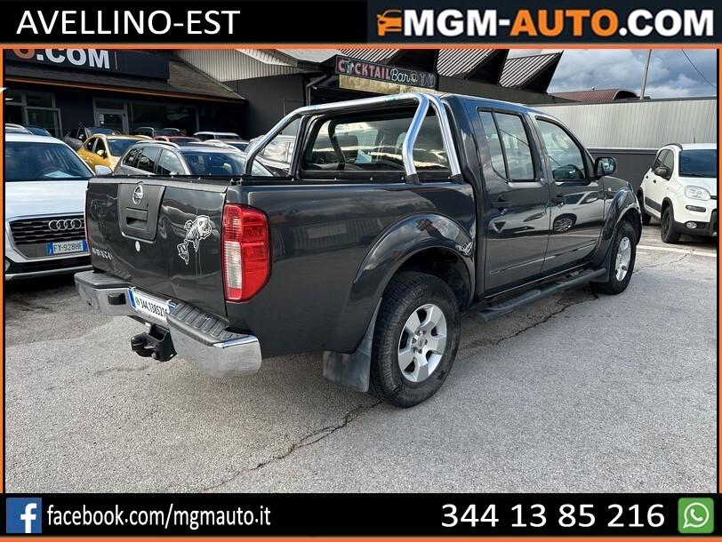Nissan Navara 2.5 dCi 4 porte Double Cab XE pick-up