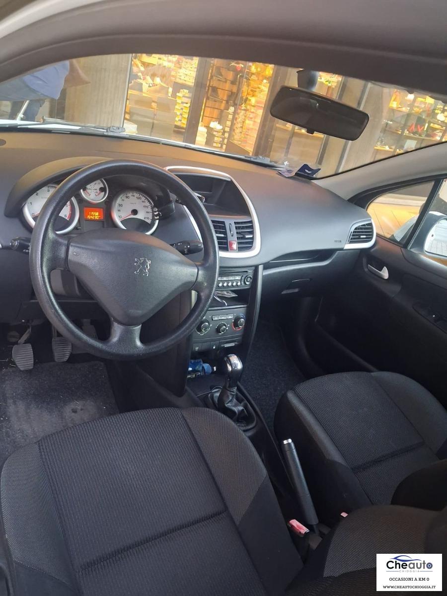 PEUGEOT - 207 - HDi 70CV 3p. X Line