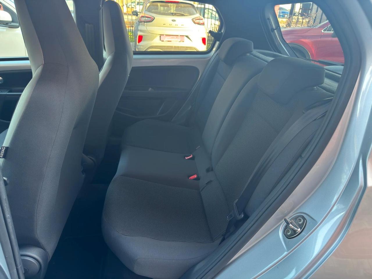 Volkswagen up! 1.0 75 CV 5p. high