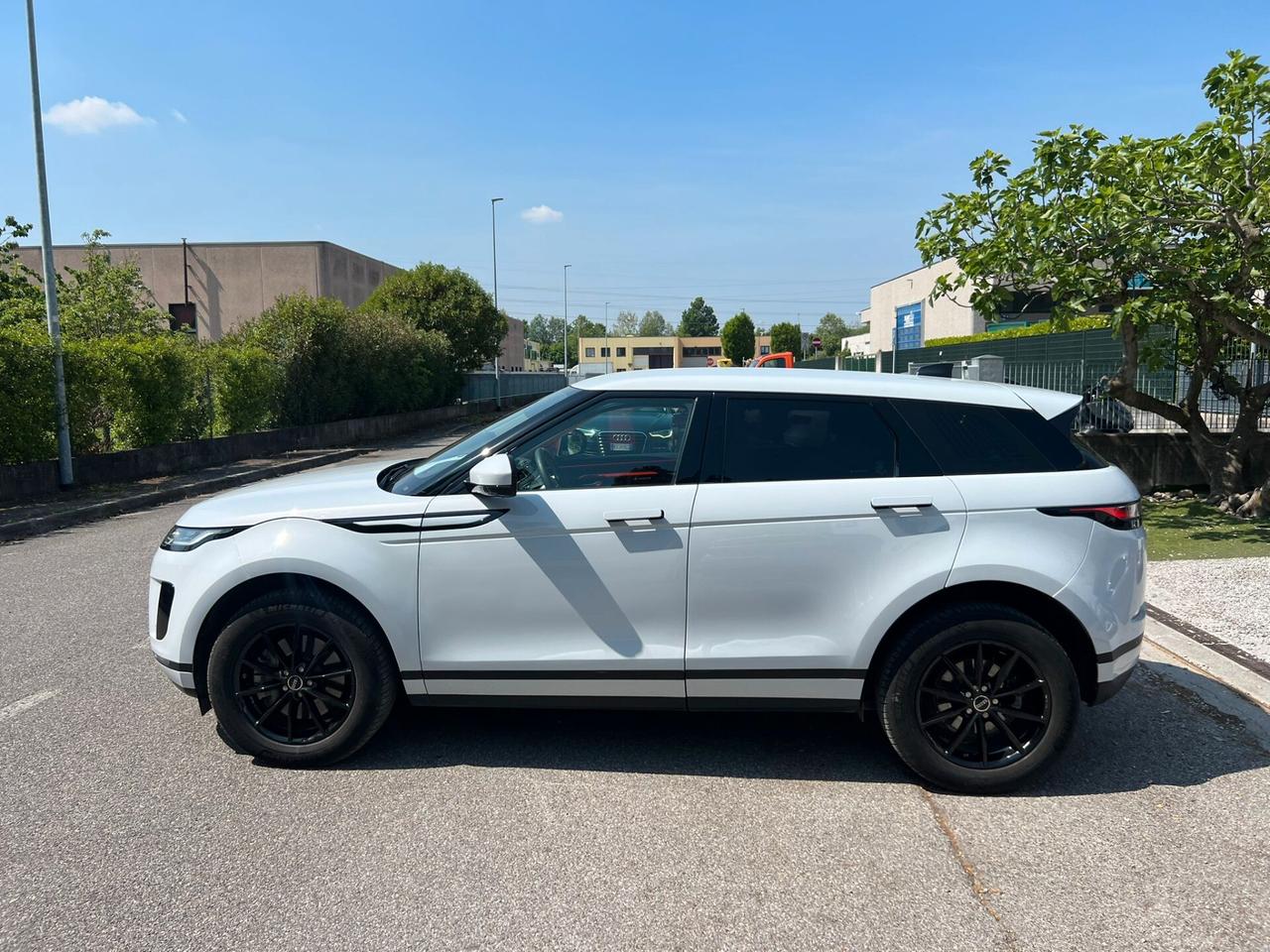 Land Rover Range Rover Evoque R 2.0 IBRIDO TD4 150 CV 5p. HSE