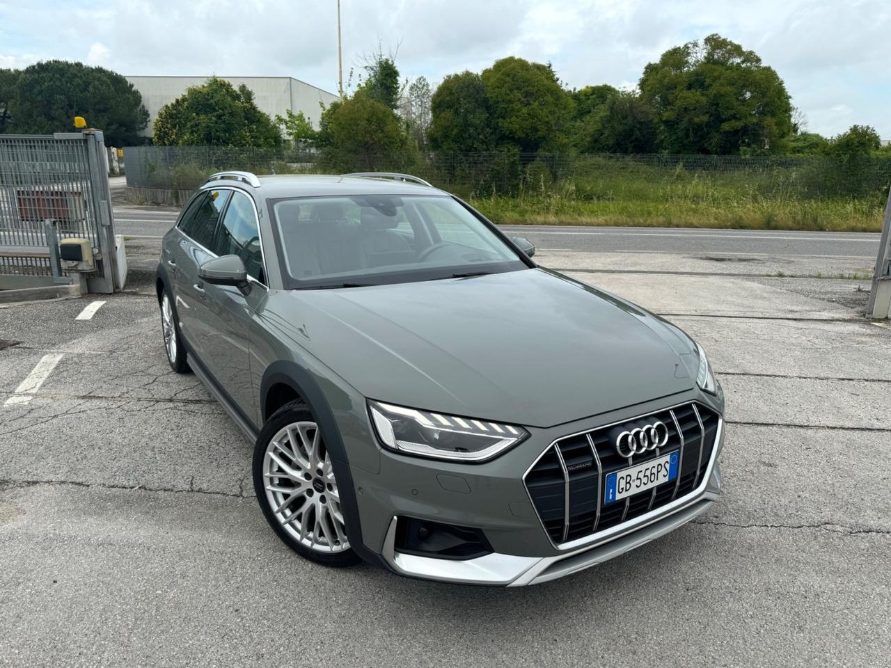 AUDI A4 ALLROAD 2.0 Tdi -Virtual Led Ambient 19