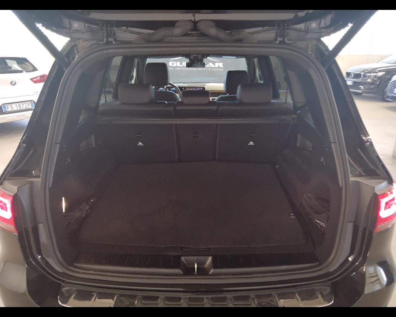 Mercedes-Benz GLB - X247 2019 - GLB 180 d Premium auto