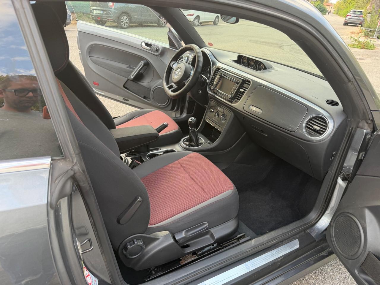 Volkswagen Maggiolino 1.6 TDI Design