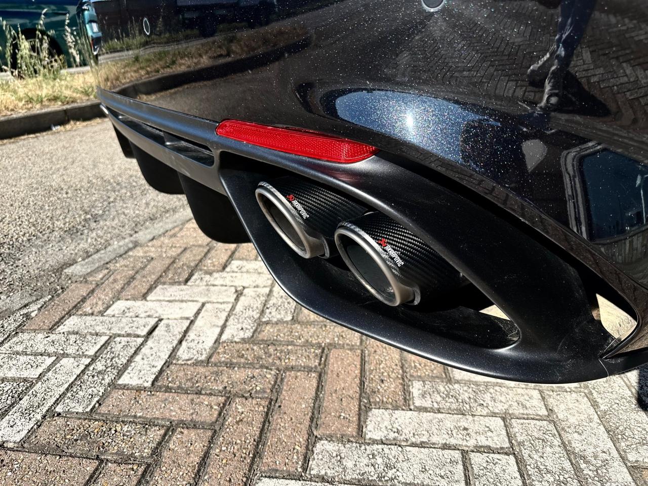 Alfa Romeo Giulia 2.9 t V6 Quadrifoglio 510cv Akrapovic - Dischi Carboceramici- Impianto Hartman & Kardon
