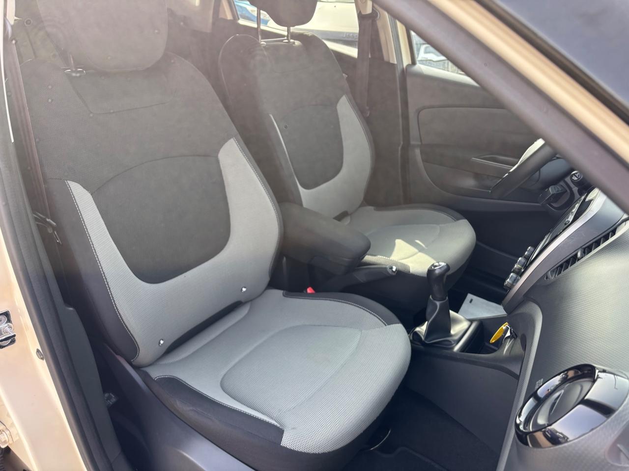Renault Captur dCi 8V 90 CV Start&Stop Energy Iconic