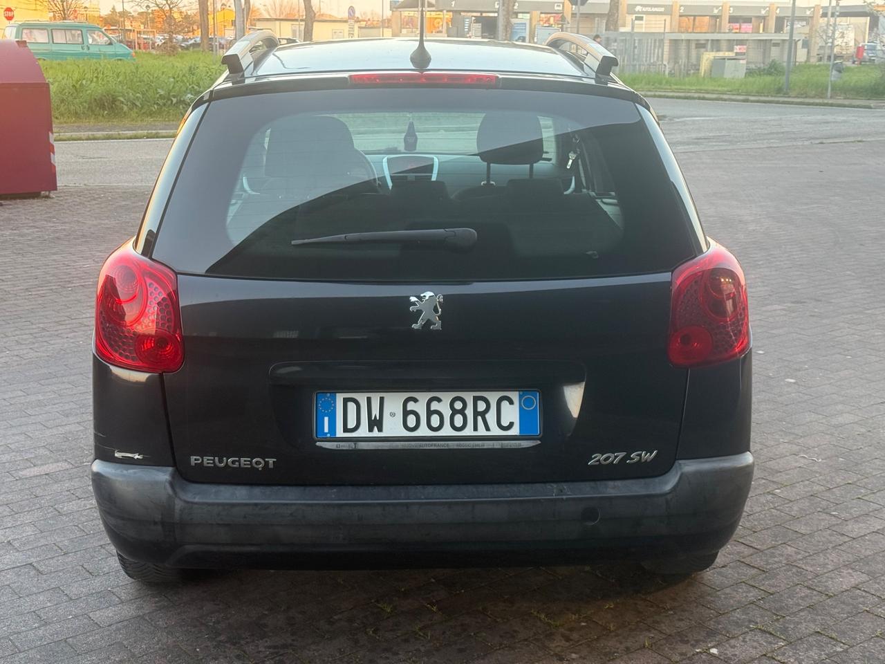 Peugeot 207 1.6 HDi 90CV FAP SW XS Ciel