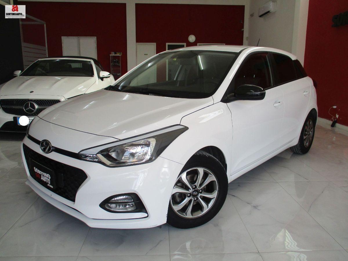 HYUNDAI i20 1.2 5p. Connectline-2020 KM60000