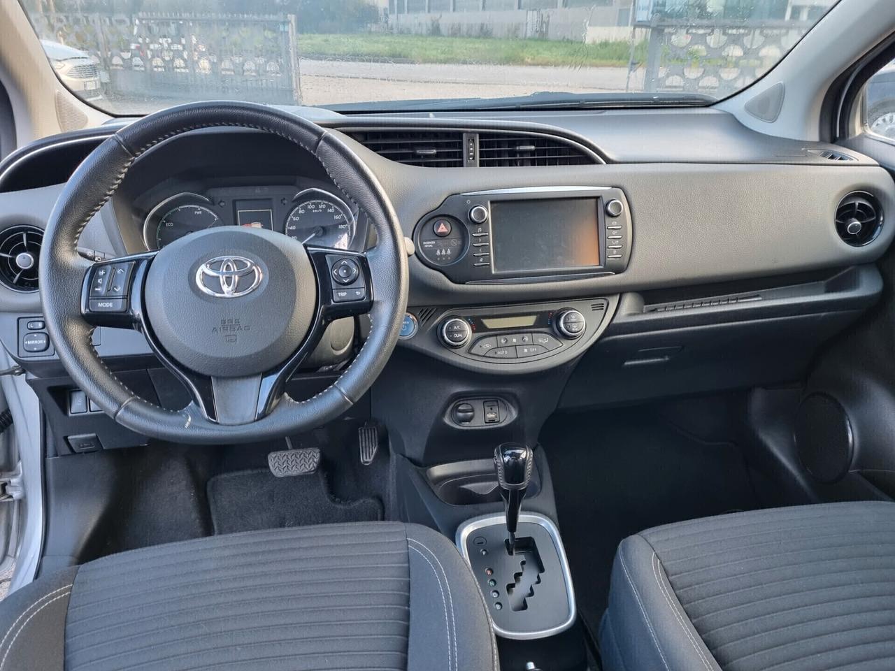 Toyota Yaris 1.5 Hybrid 5 porte Active