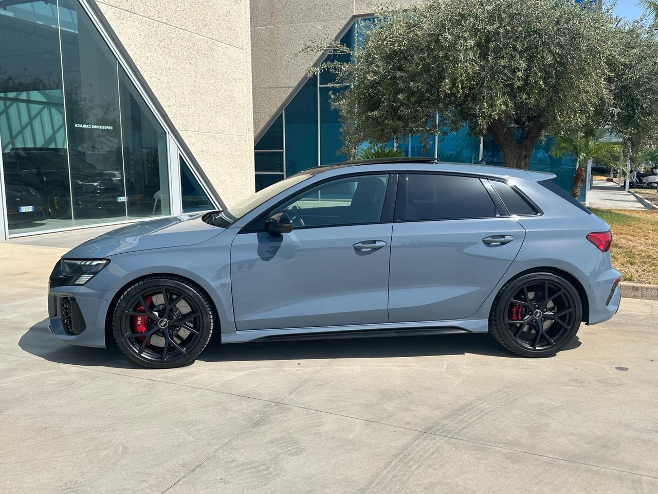 Audi RS3 2.5 tfsi possibilità noleggio no scoring