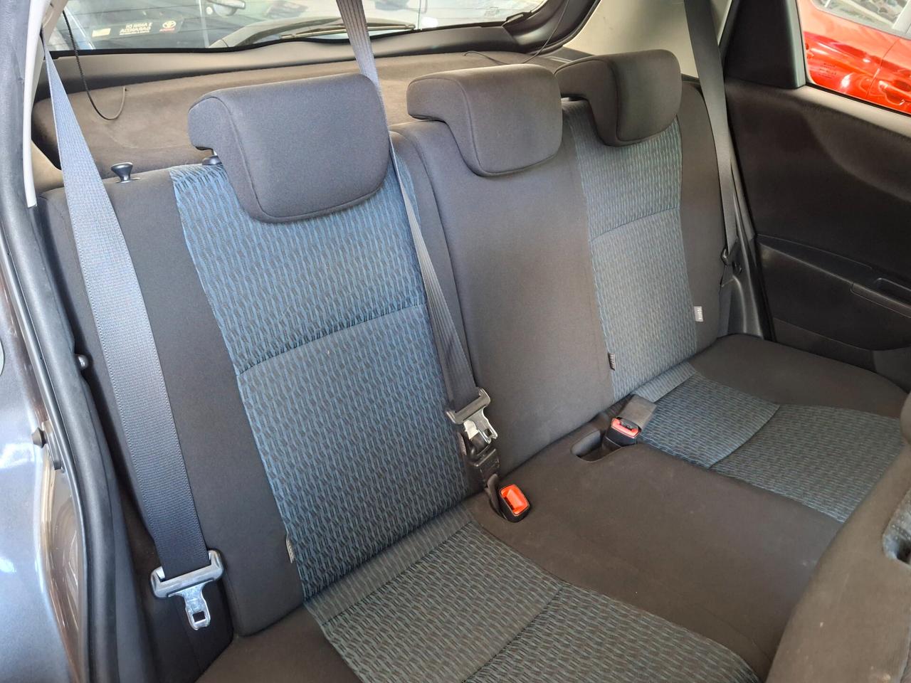 Toyota Yaris 1.0 5 porte Lounge