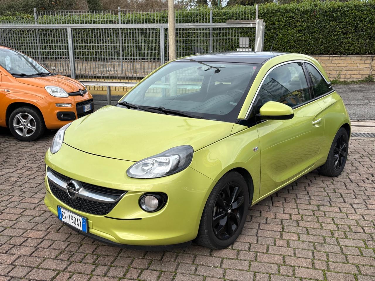 Opel Adam 1.2 70 CV - permute garanzia finanziabile