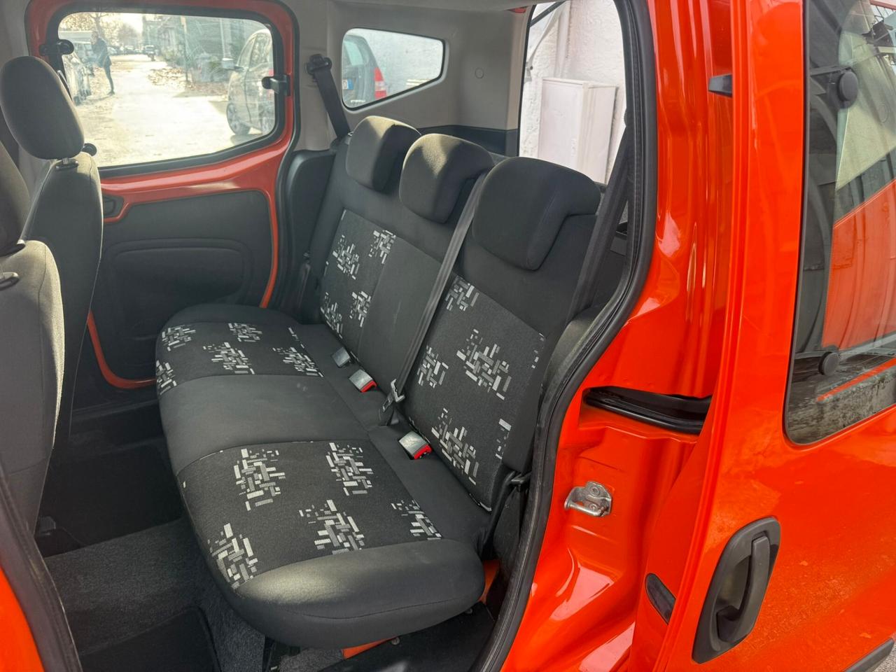 Fiat Qubo 1.4 8V 77 CV Active Natural Power garantita 12 mesi