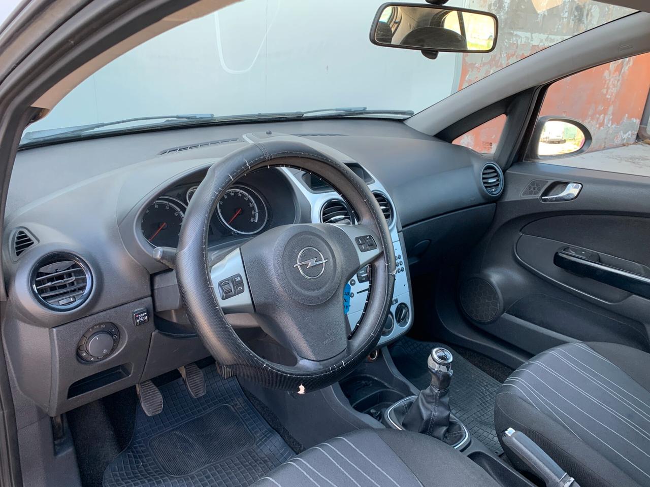 Opel Corsa 1.2 5 porte Enjoy GPL X NEOPATENTATI