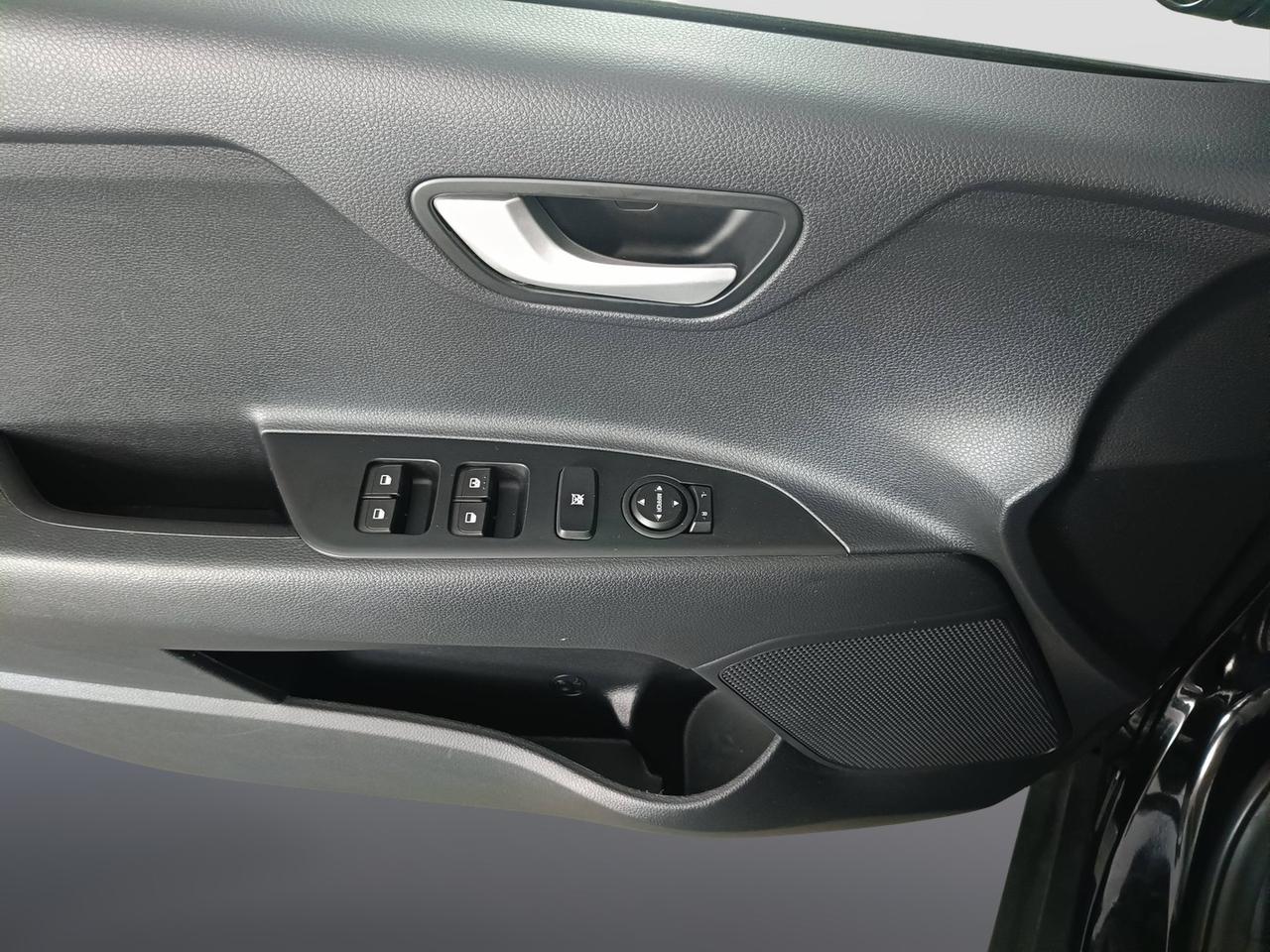 KIA Stonic - Stonic 1.2 dpi Urban Techno&Design Pack 84cv
