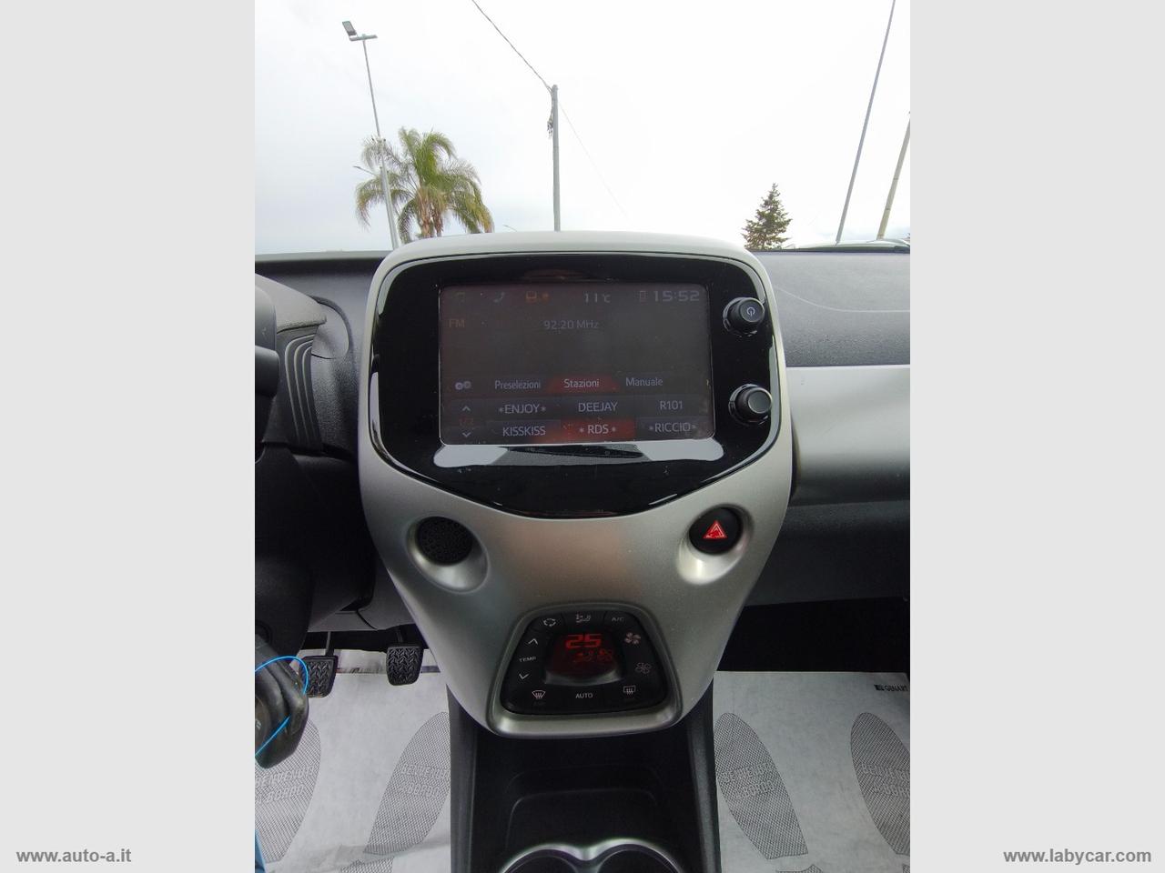 TOYOTA Aygo 1.0 VVT-i 69 CV 5p. x-pure