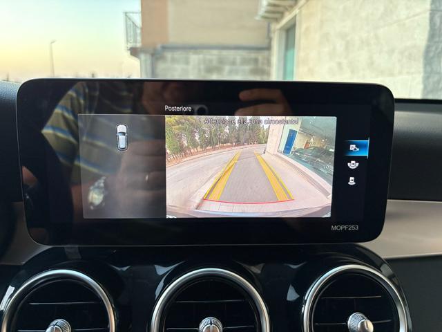 MERCEDES-BENZ GLC 300 de 4Matic Plug-in hybrid Sport.