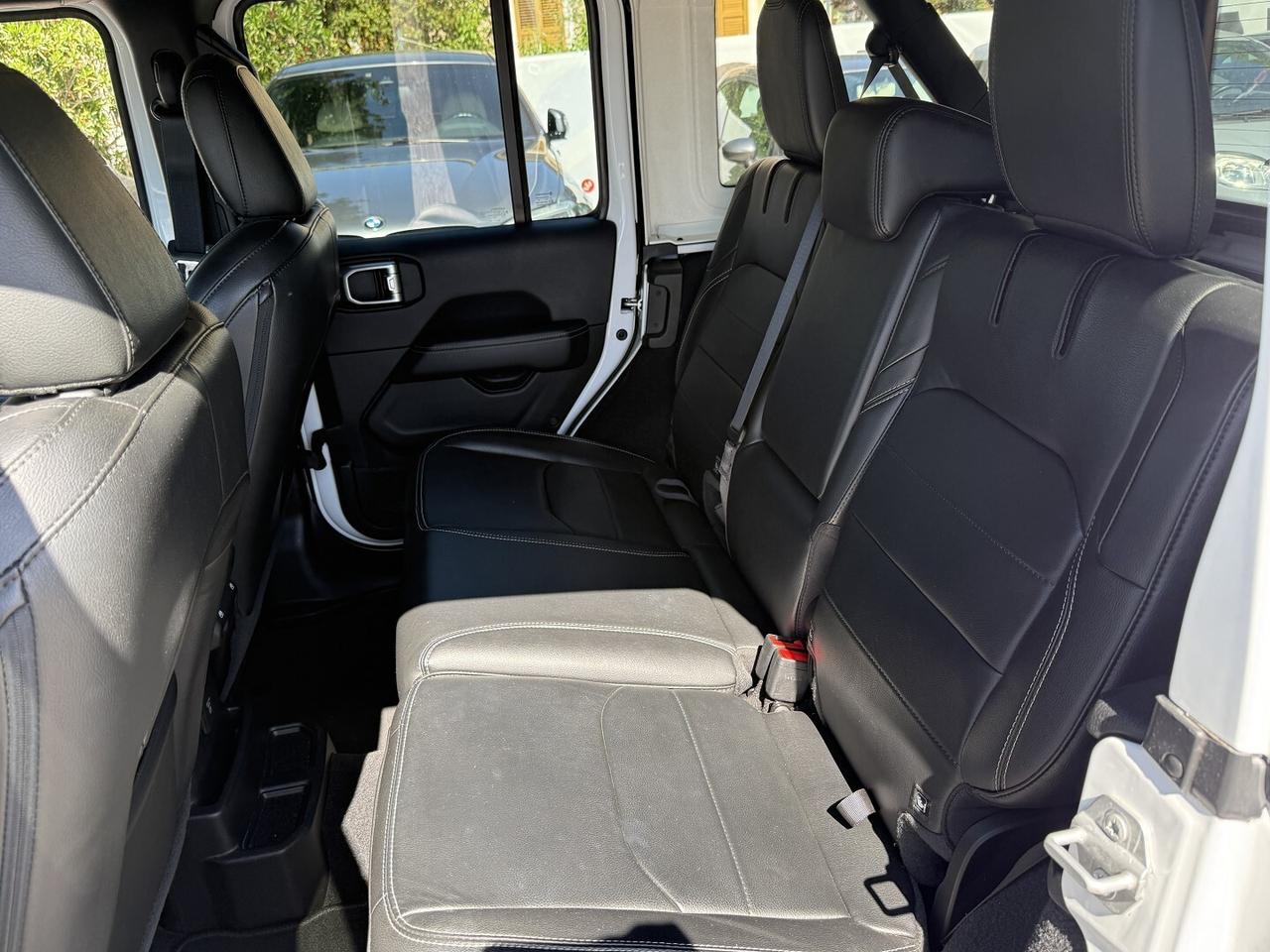 JEEP WRANGLER SAHARA UNLIMITED PHEV HYBRID