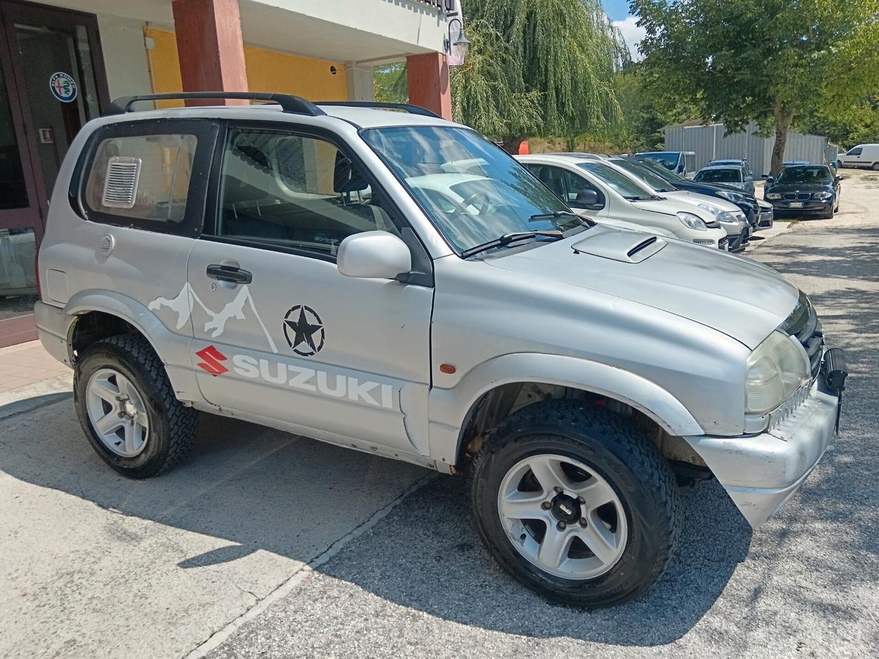 Suzuki Grand Vitara 2.0 TD 4X4 AUTOCARRO 2 POSTI