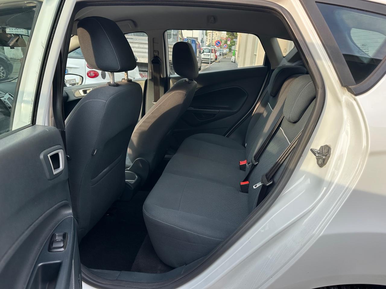 Ford Fiesta Ikon 1.2 60CV 5 porte - ok neopatentati