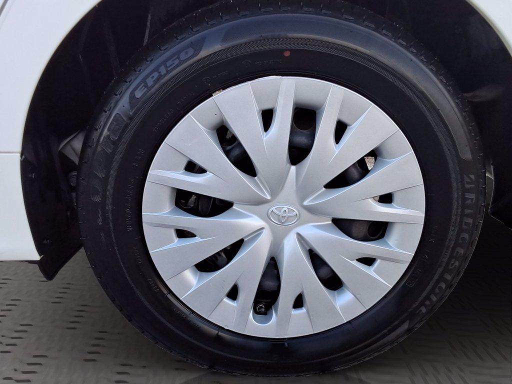 TOYOTA Yaris 1.5h active del 2023