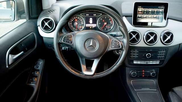 Mercedes-Benz B 200 d Premium Next automatica