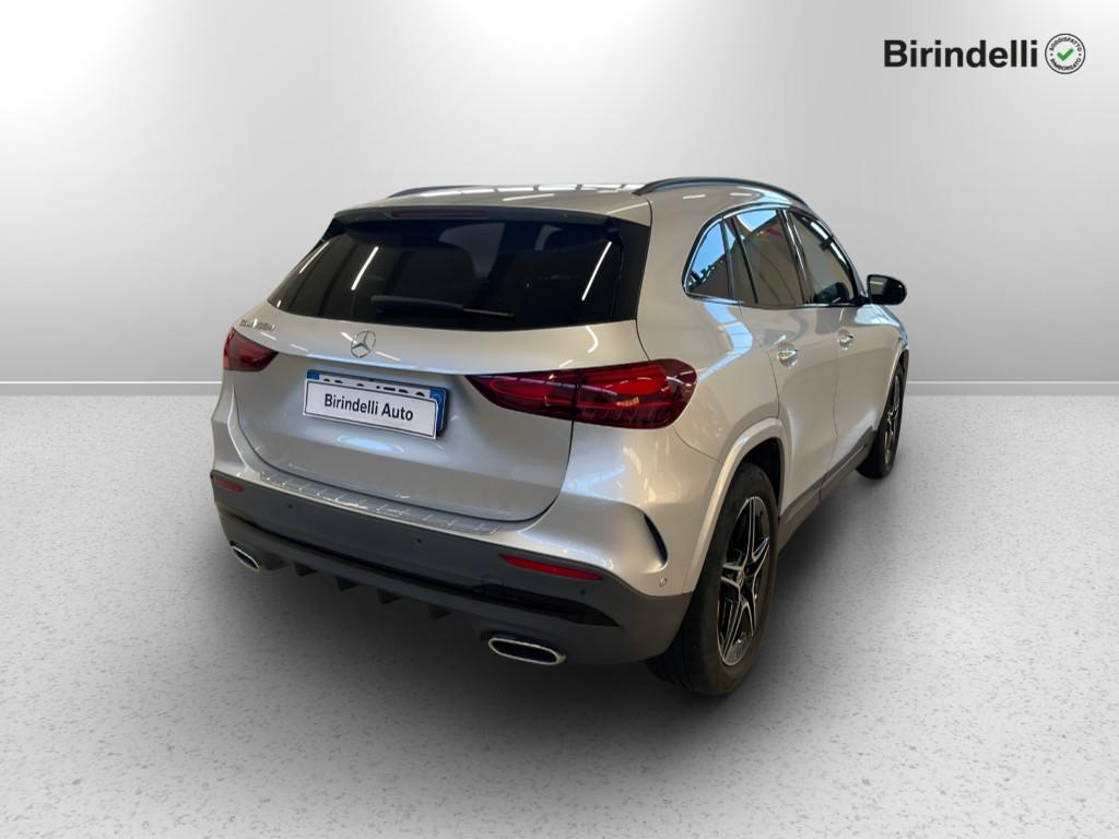 Mercedes-Benz GLA (H247) - GLA 180 d Automatic AMG Line Premium
