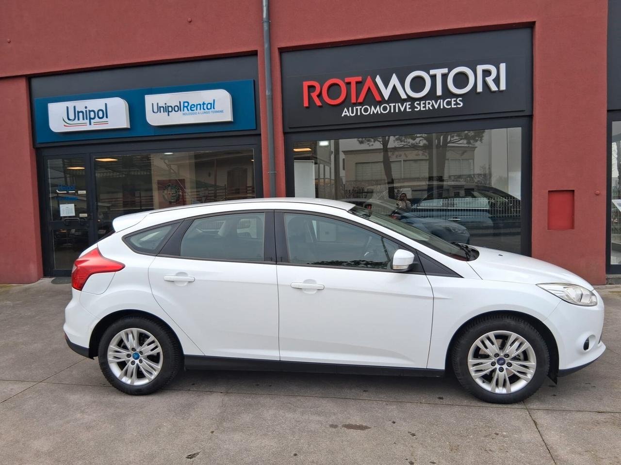 Ford Focus 1.6 105 CV