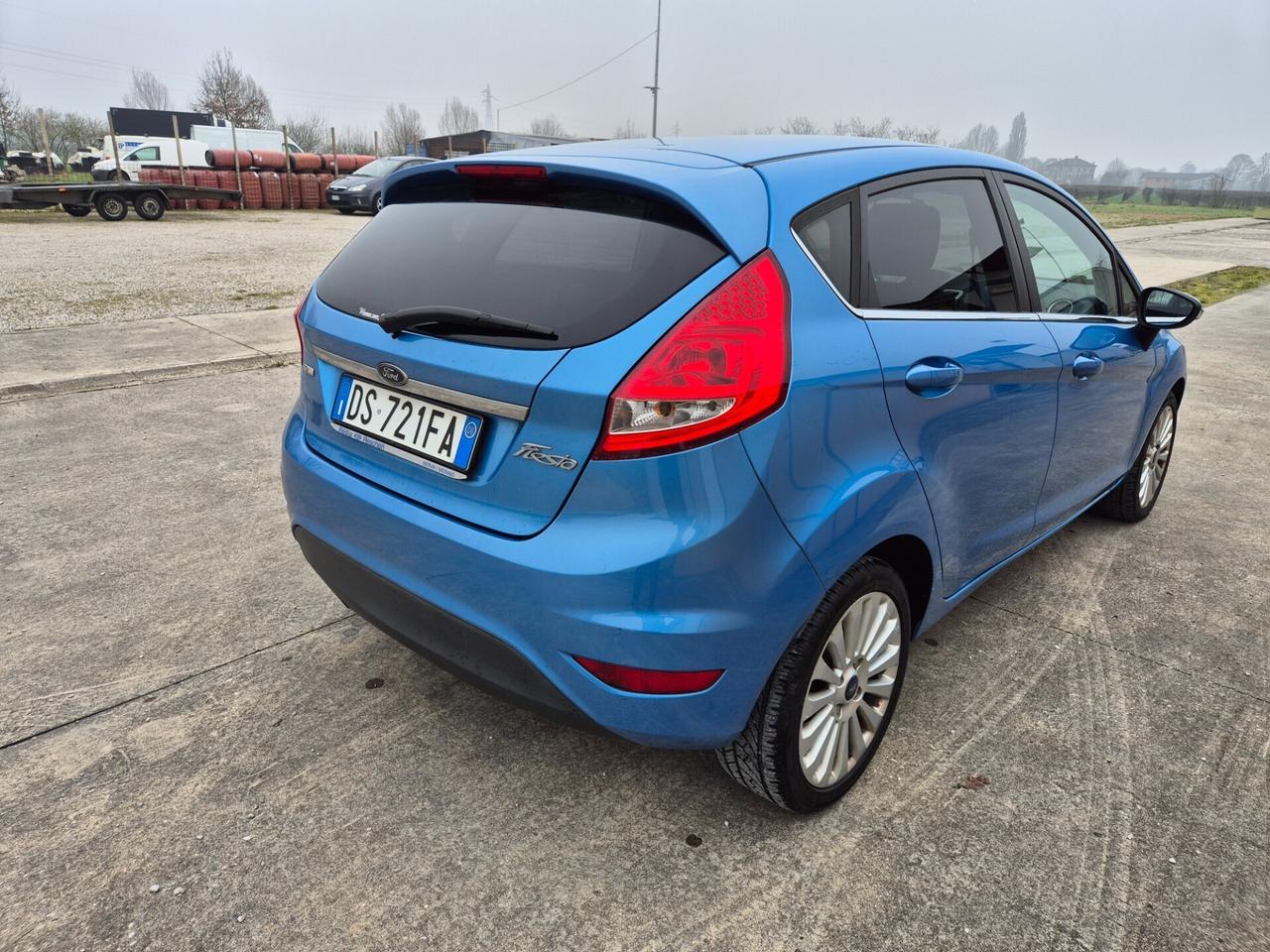Ford Fiesta 1.6 TDCi 90CV DPF Titanium neopatentati
