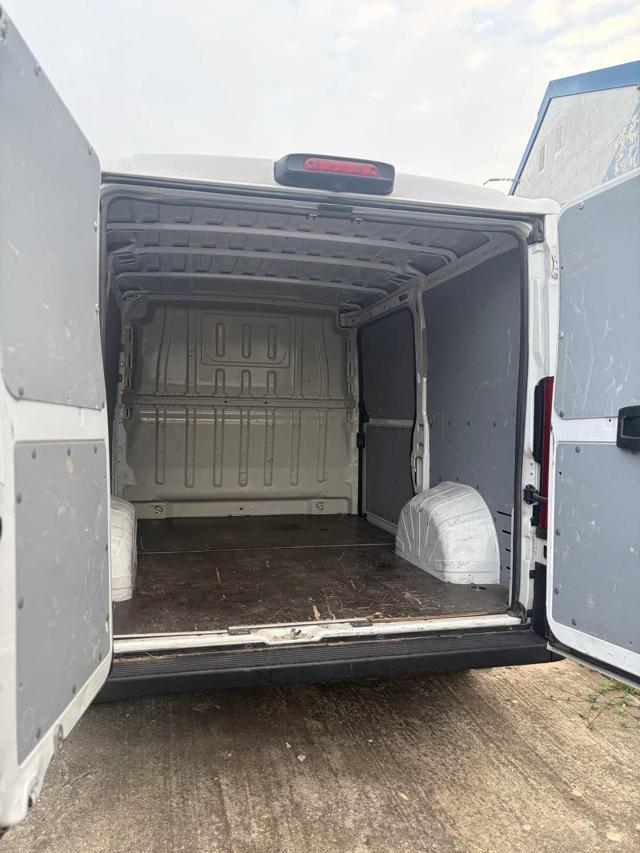 FIAT Ducato 30 2.2 Mjt 120CV PC-TN Furgone