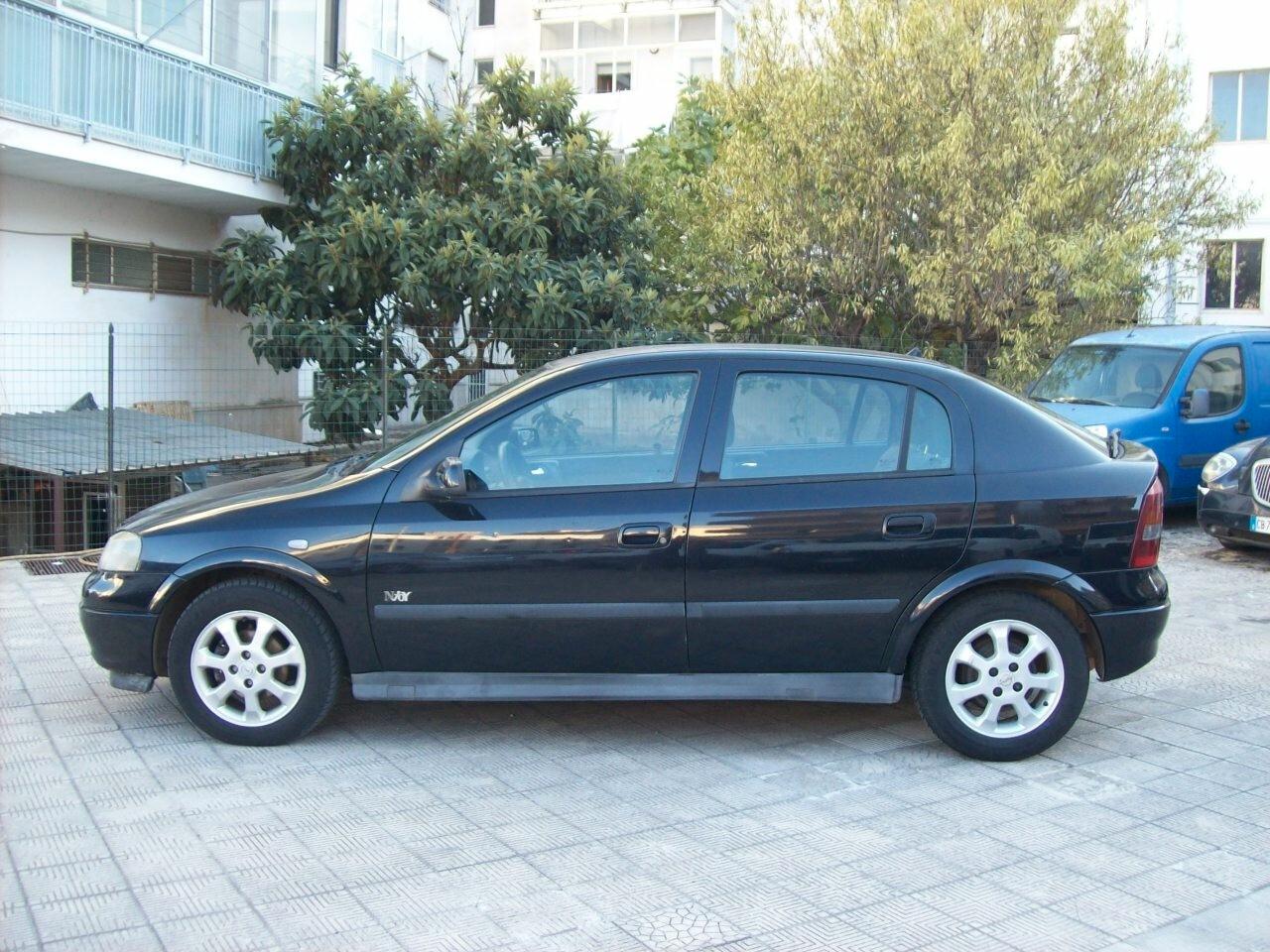Opel Astra 1.7 DTI 75CV 5 porte 'Njoy