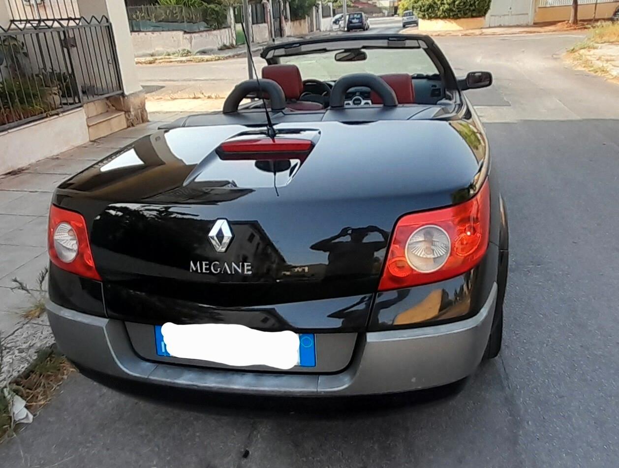 Renault Megane Mégane C-C 1.9 dCi Confort Authentique