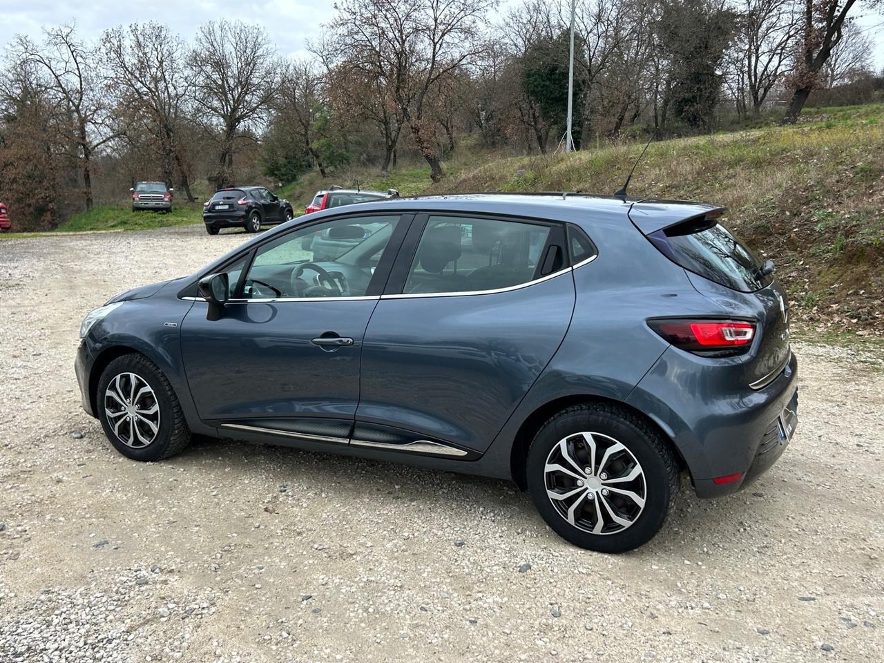 Renault Clio TCe 12V 90 CV GPL 5 porte Duel neopatentati rate