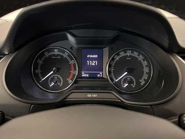 SKODA Octavia 1.4 TSI Wagon Executive G-Tec