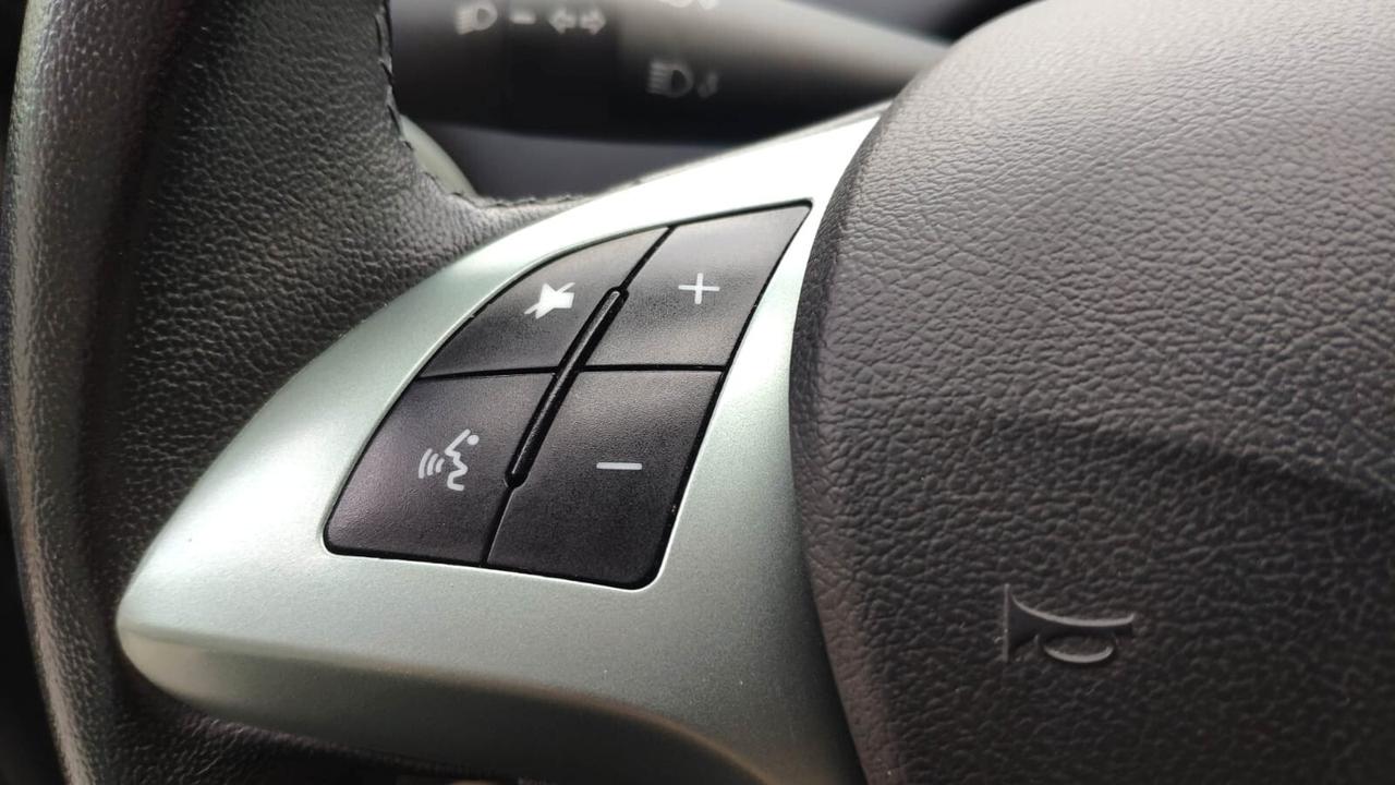 Lancia Ypsilon 1.0 FireFly 5 porte S&S Hybrid Platino