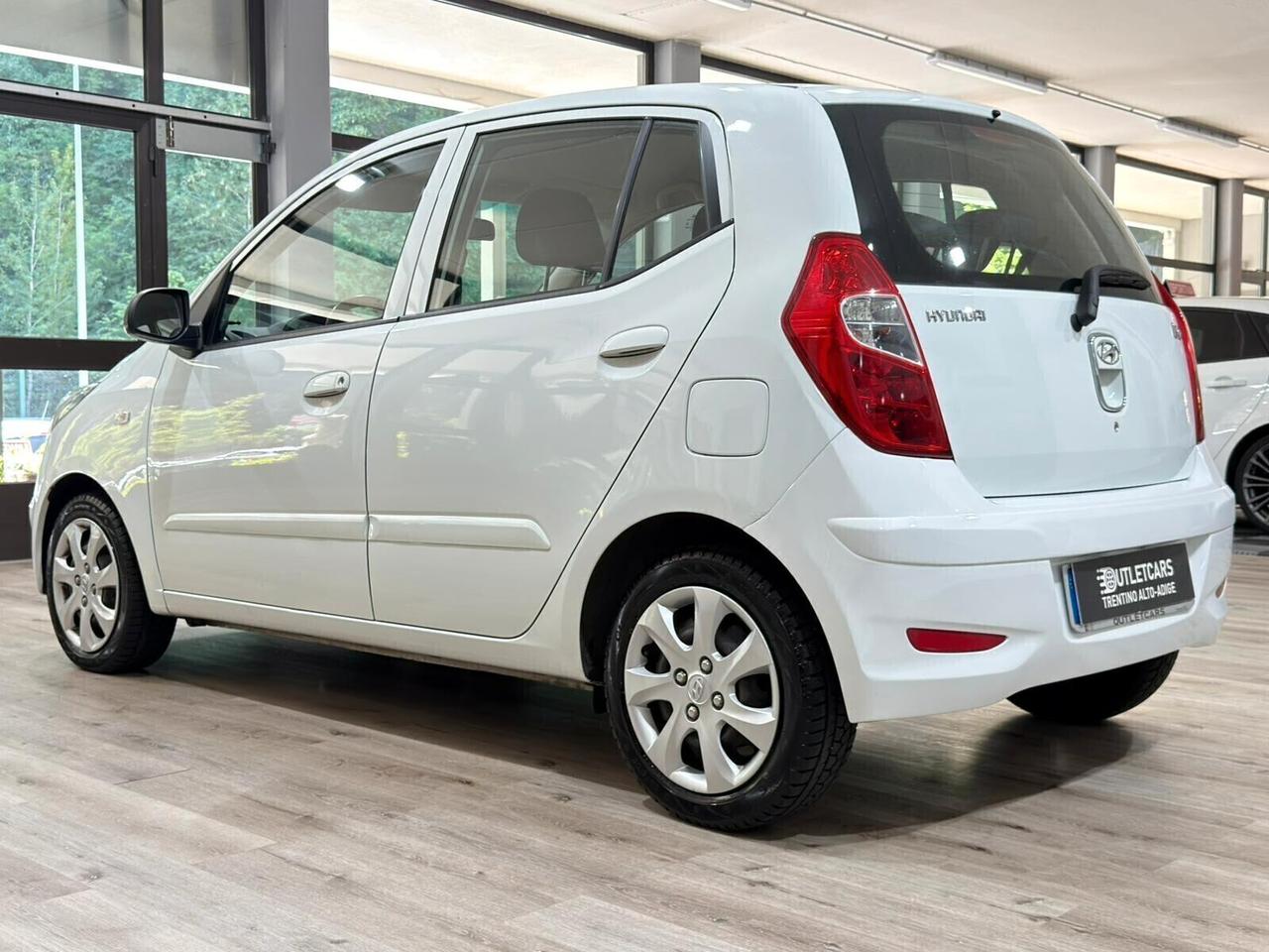 HYUNDAI I10 69cv 90.000km NEOPATENTATI
