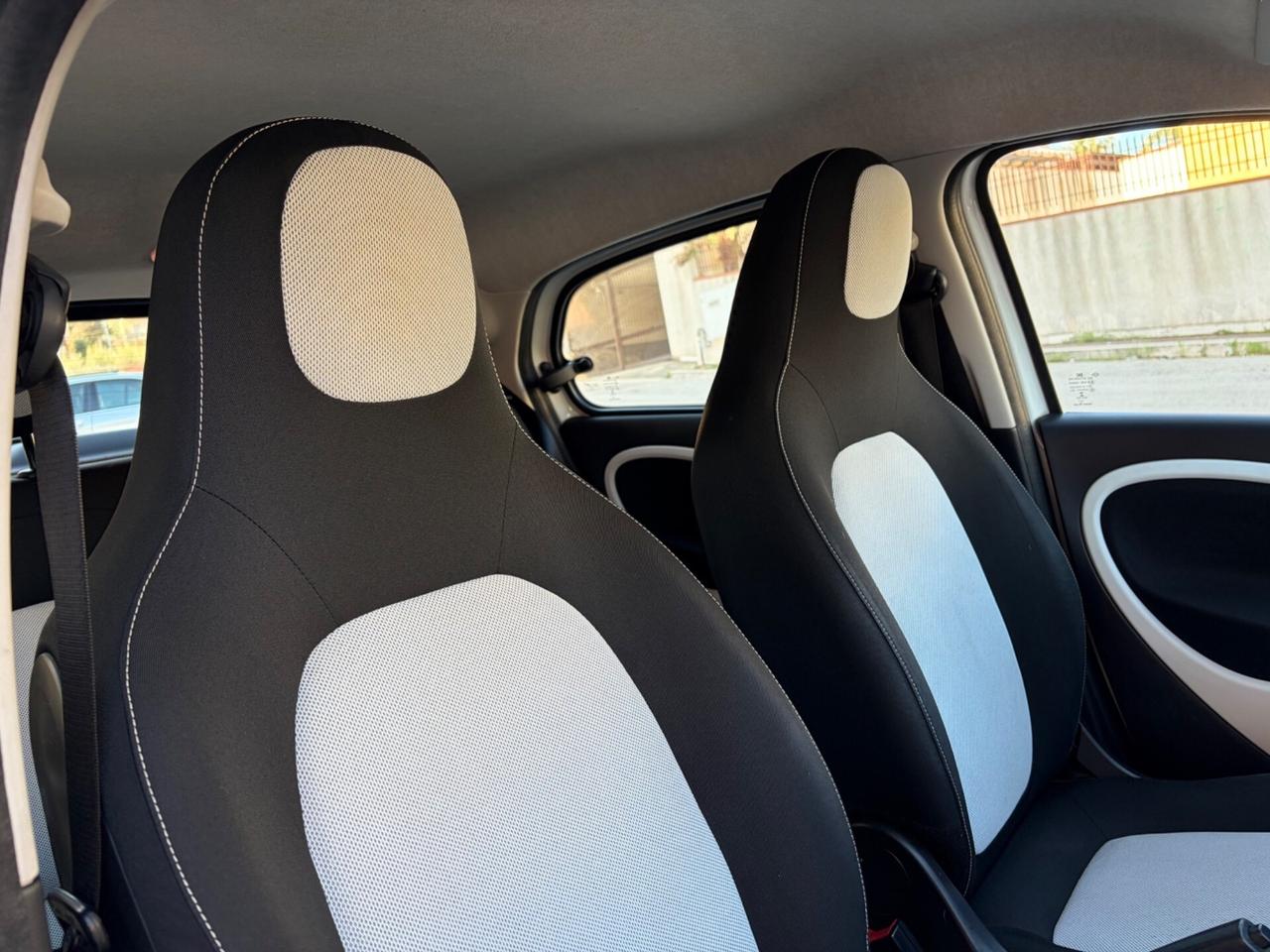 Smart ForFour 1.0 passion unico proprietario !!!