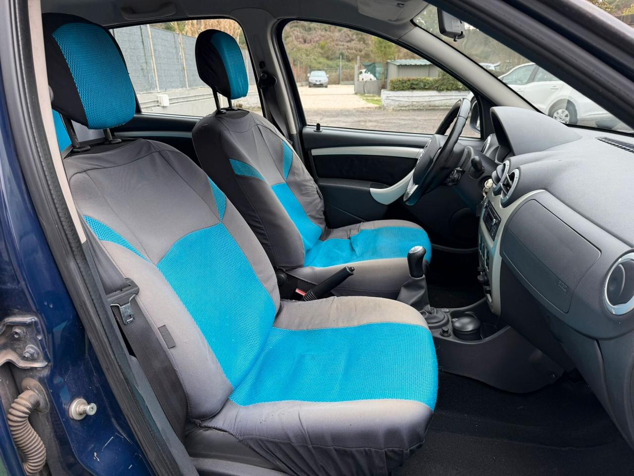 Dacia Sandero 1.2 16V GPL 75CV Embleme