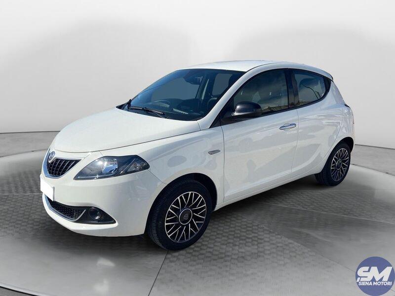 Lancia Ypsilon 1.0 FireFly 5 porte S&S Hybryd Gold