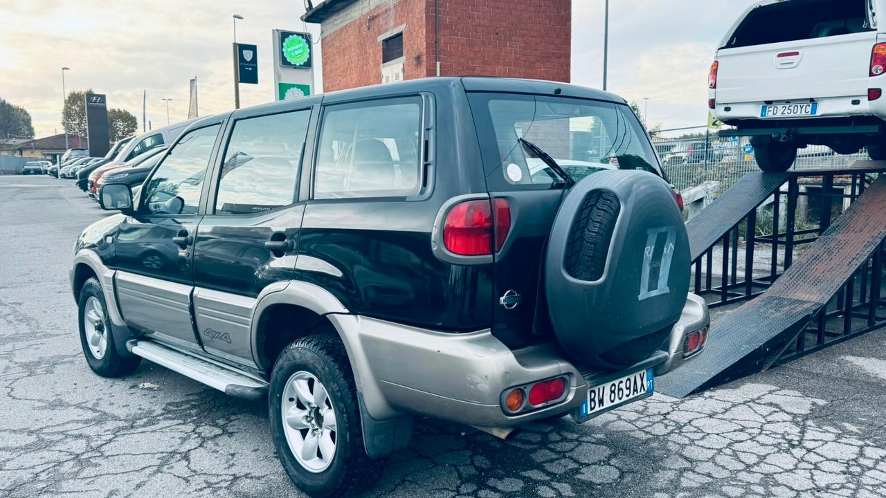 Nissan Terrano II 2.7 Tdi 5 porte Sport Safari