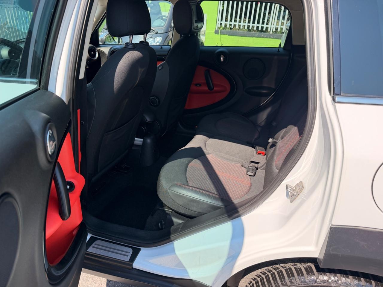 Mini Cooper D Countryman 1.6 175.000 KM