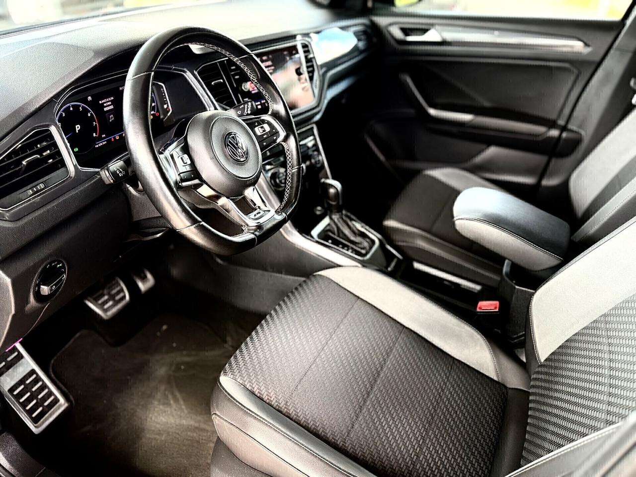 VW T-Roc 1.5 TSI R-LINE *LED*CERCHI18*SENSORI*DSG