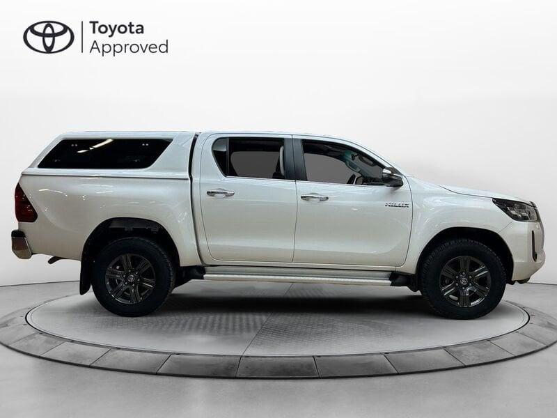 Toyota Hilux 2.4 d-4d double cab Lounge 4wd