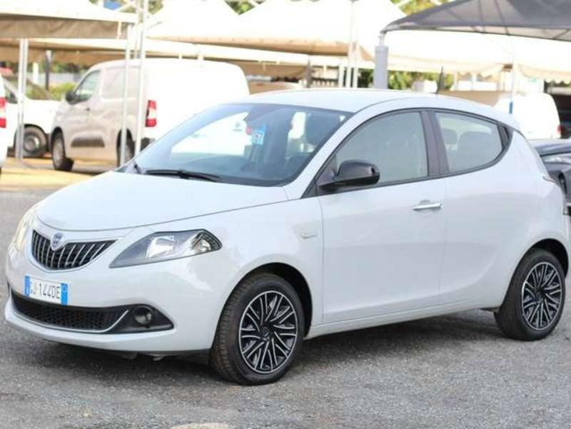 Lancia Ypsilon 1.0 firefly hybrid Gold s