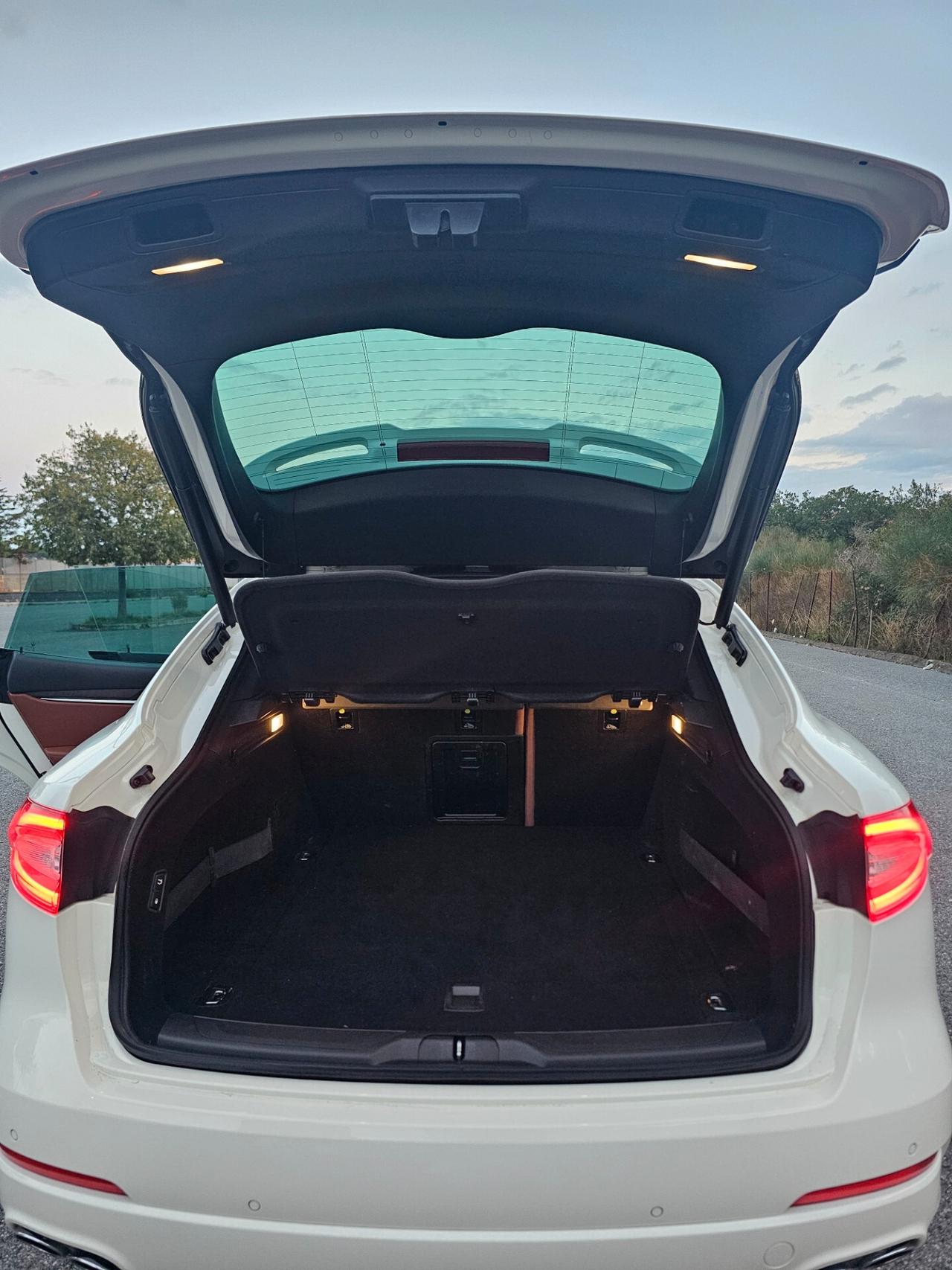 Maserati Levante V6 Diesel 275 CV AWD Gransport