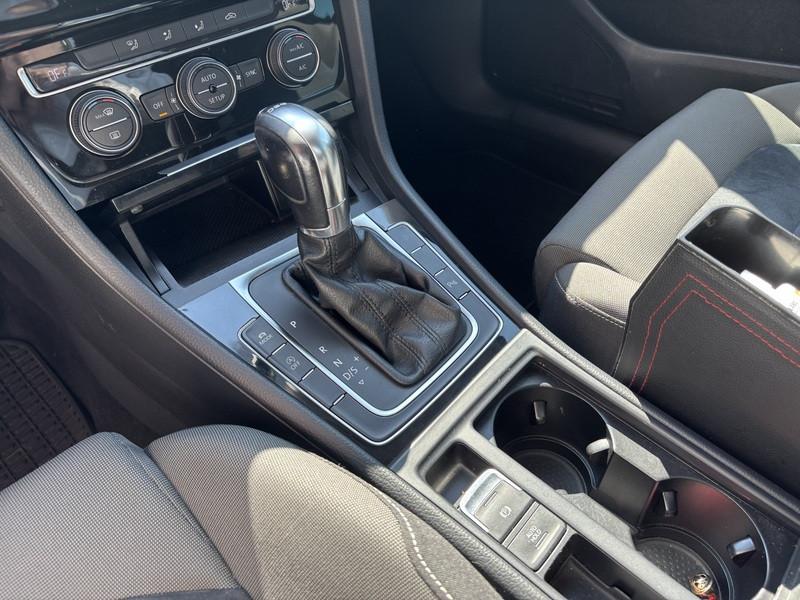 Volkswagen Golf 5 Porte Golf 5p 2.0 tdi Highline 150cv dsg