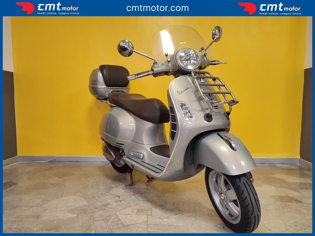 Vespa GTS 300 - 2013