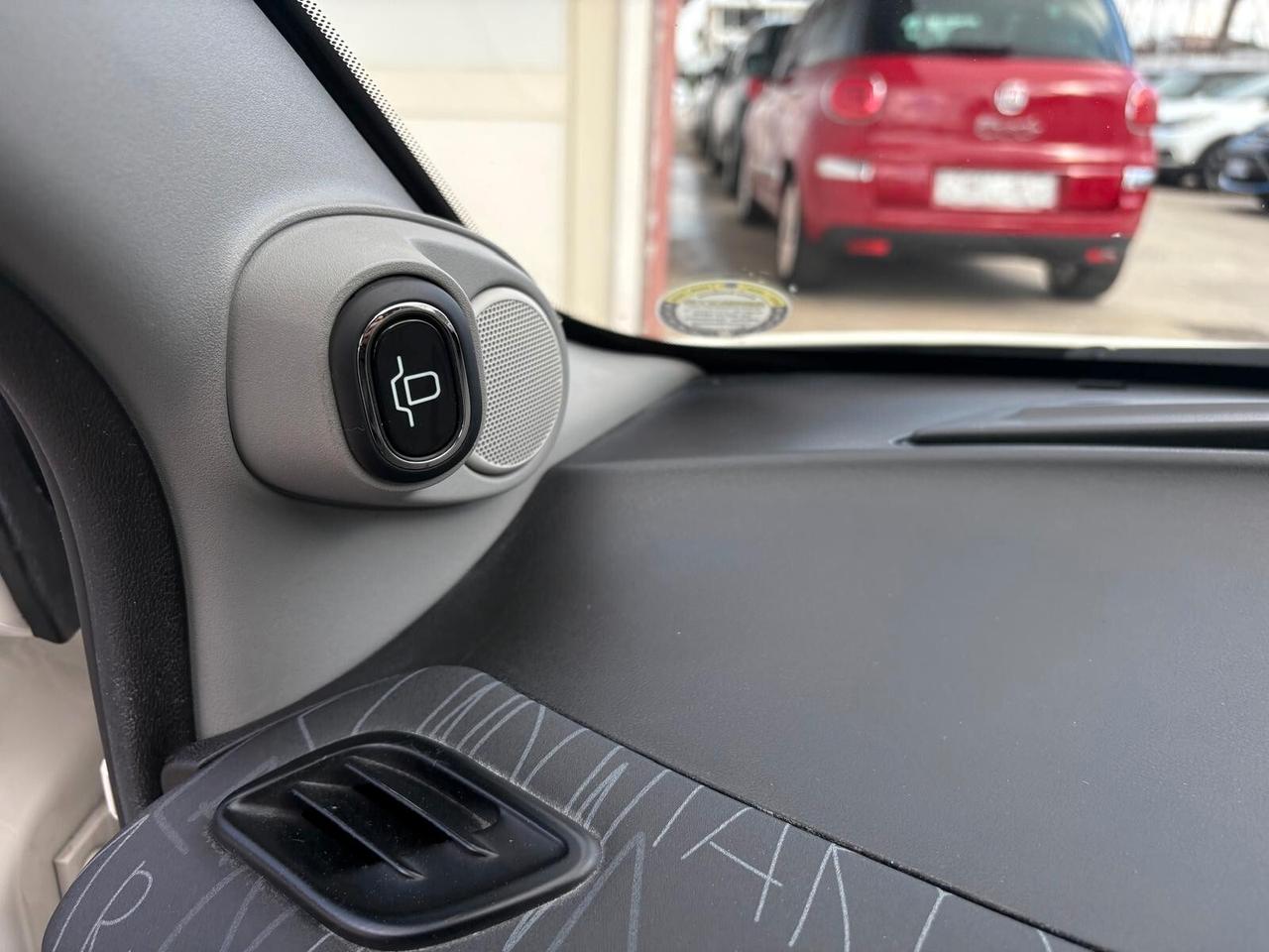 Lancia Ypsilon 1.2 69cv GPL Elefantino Rosa